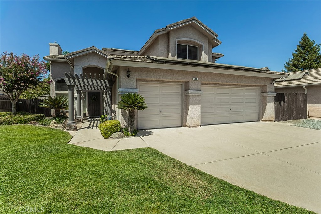 5094 W Cromwell Ave, Fresno, CA 93722