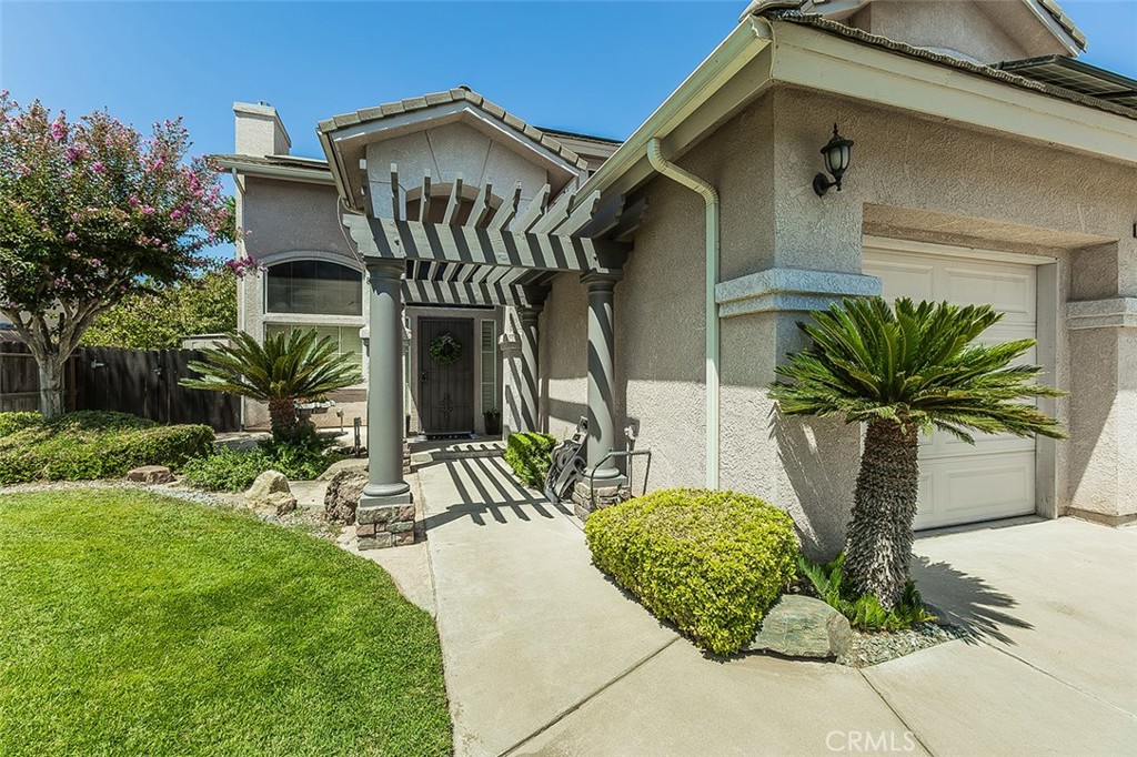 5094 W Cromwell Ave, Fresno, CA 93722