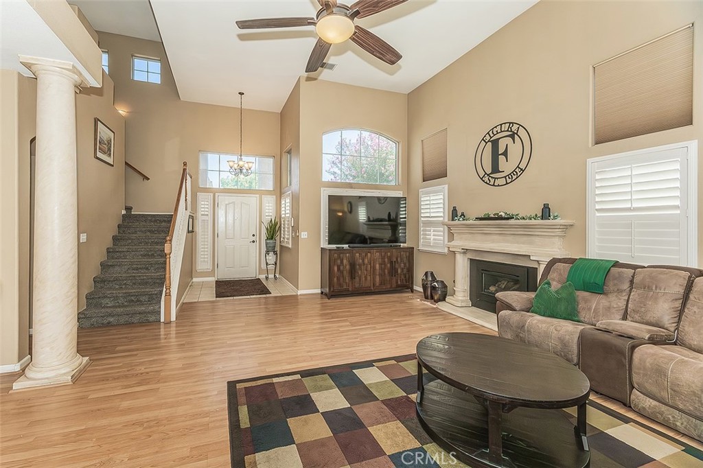 5094 W Cromwell Ave, Fresno, CA 93722