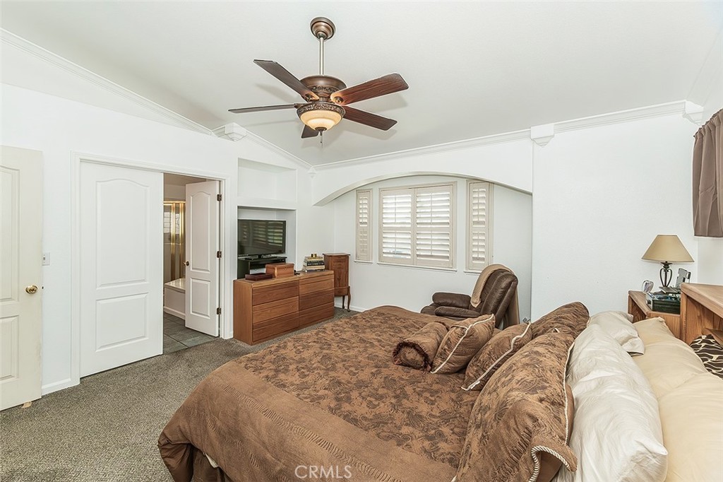 5094 W Cromwell Ave, Fresno, CA 93722