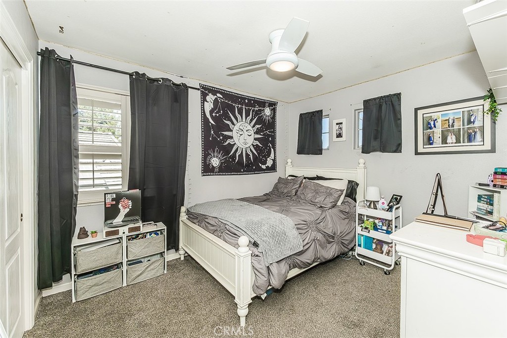 5094 W Cromwell Ave, Fresno, CA 93722