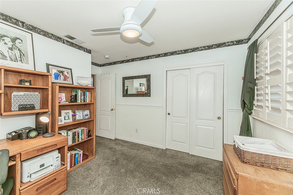 5094 W Cromwell Ave, Fresno, CA 93722