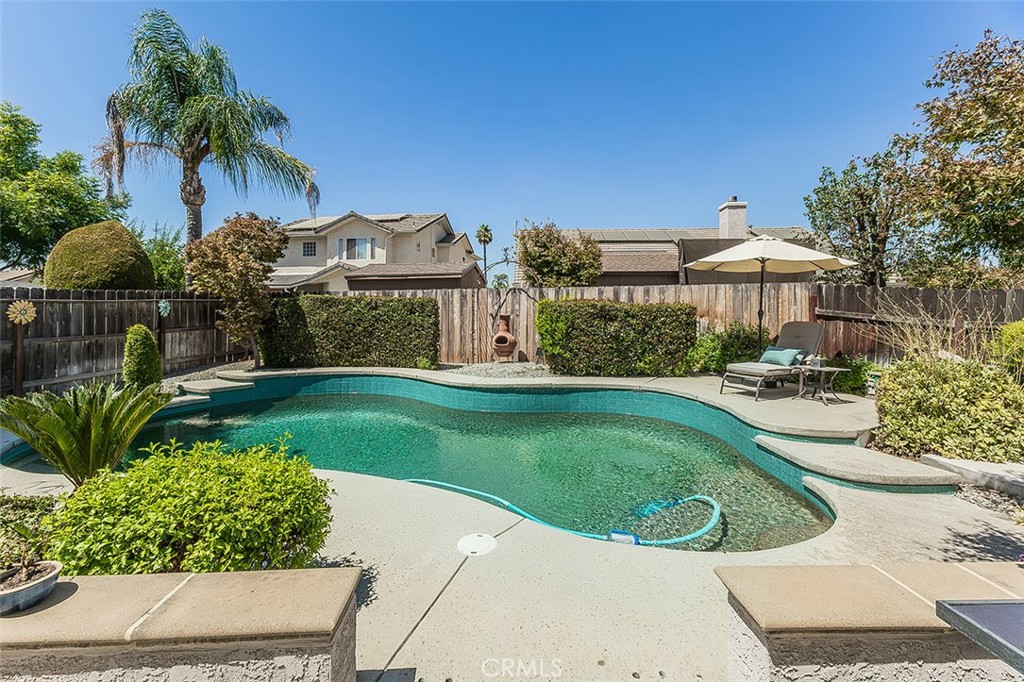 5094 W Cromwell Ave, Fresno, CA 93722