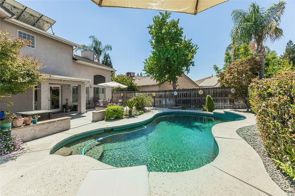 5094 W Cromwell Ave, Fresno, CA 93722