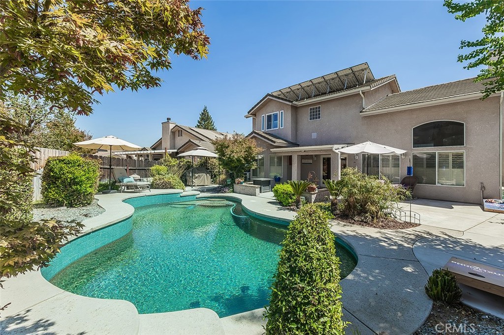 5094 W Cromwell Ave, Fresno, CA 93722