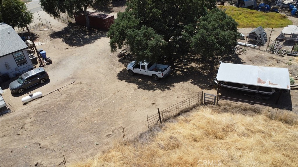 37180 Mistletoe Rd, Squaw Valley, CA 93675