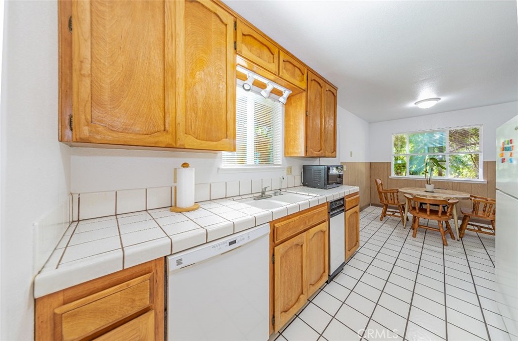 38601 Bon Veu Cir, Oakhurst, CA 93644