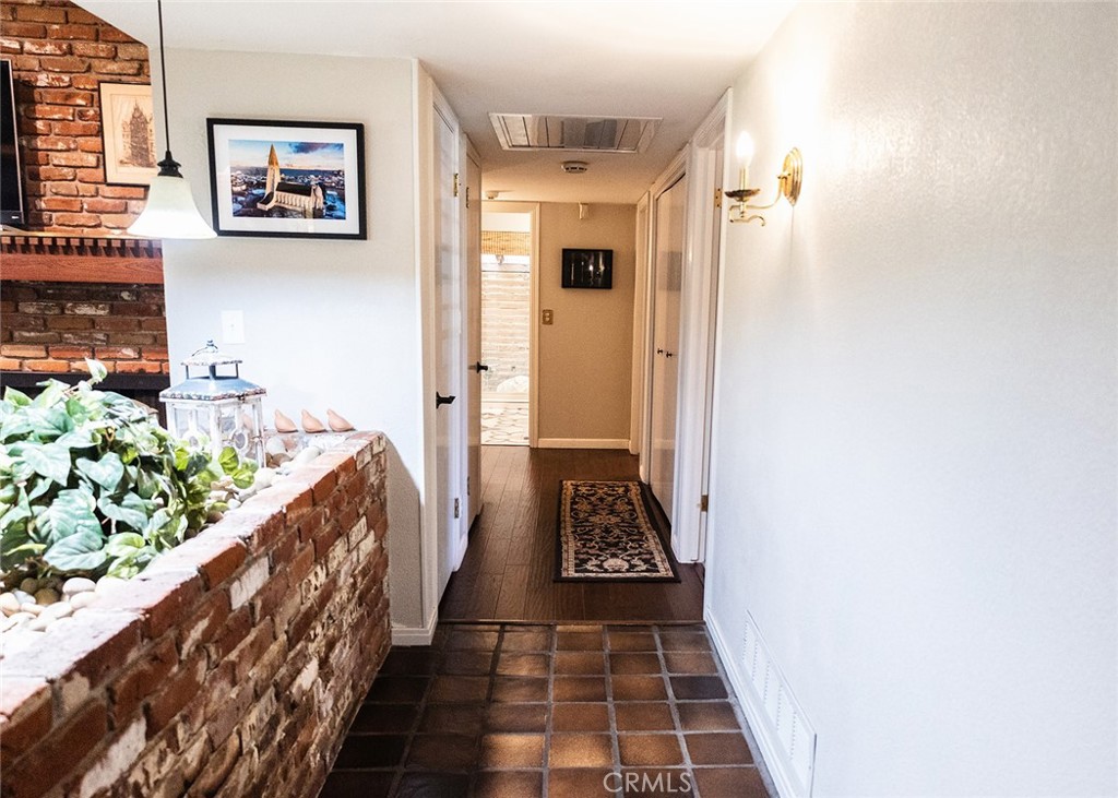 1647 W Wrenwood Ave, Fresno, CA 93711