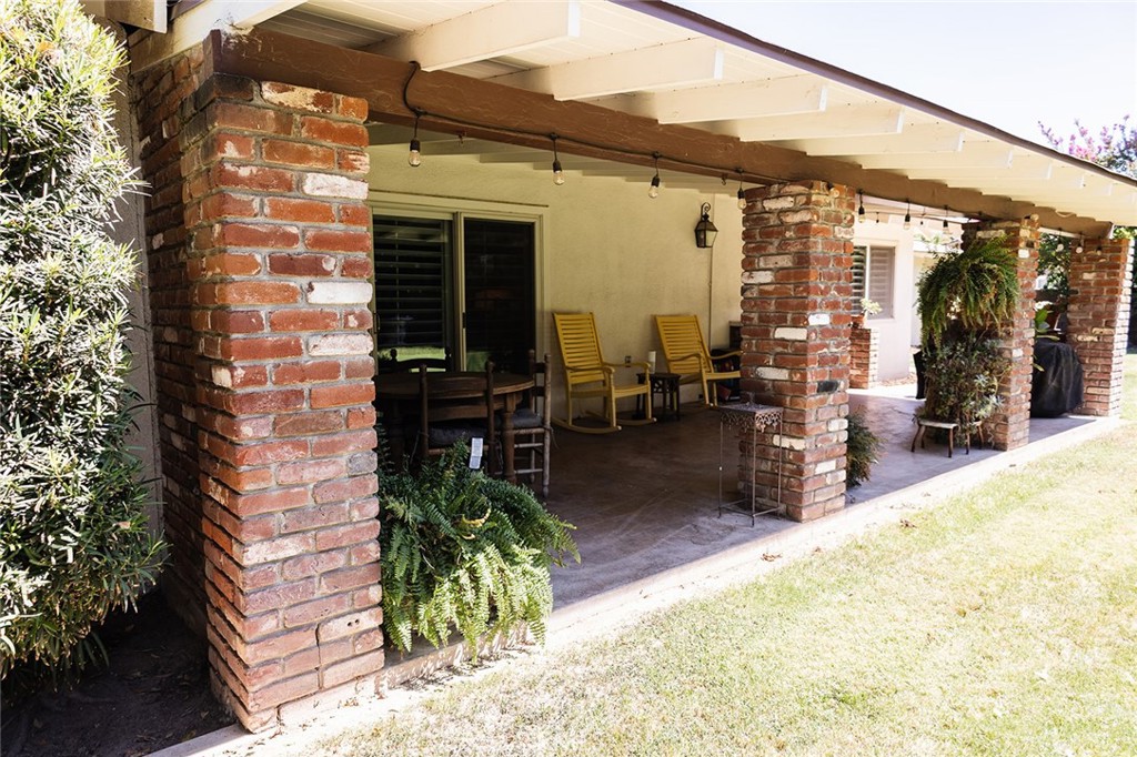 1647 W Wrenwood Ave, Fresno, CA 93711