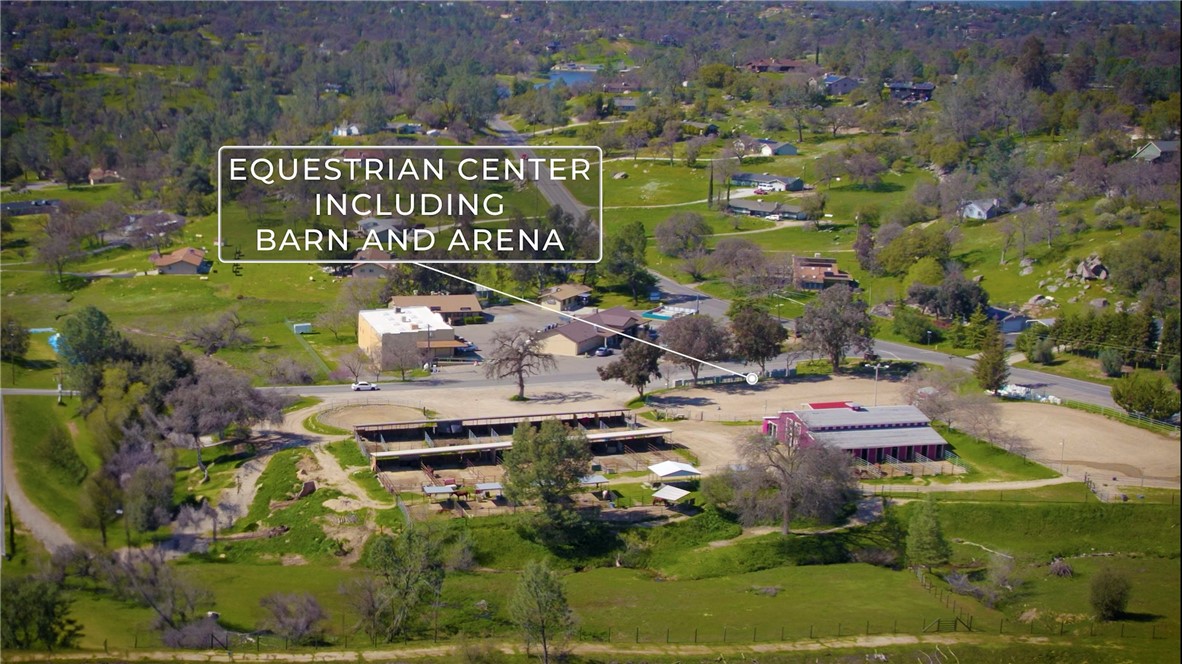 1 Lilley Mountain Dr, Coarsegold, CA 93614