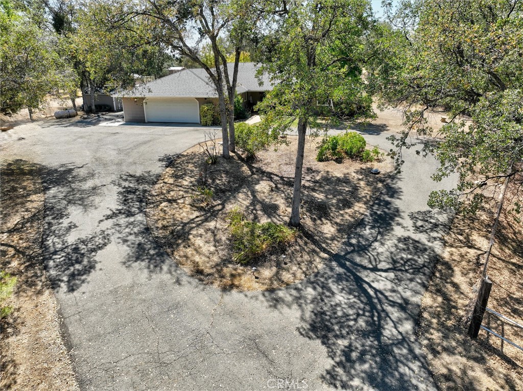 33032 Mill Creek Way, Coarsegold, CA 93614