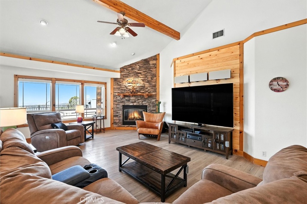 31364 Quartz Mountain Rd, Coarsegold, CA 93614