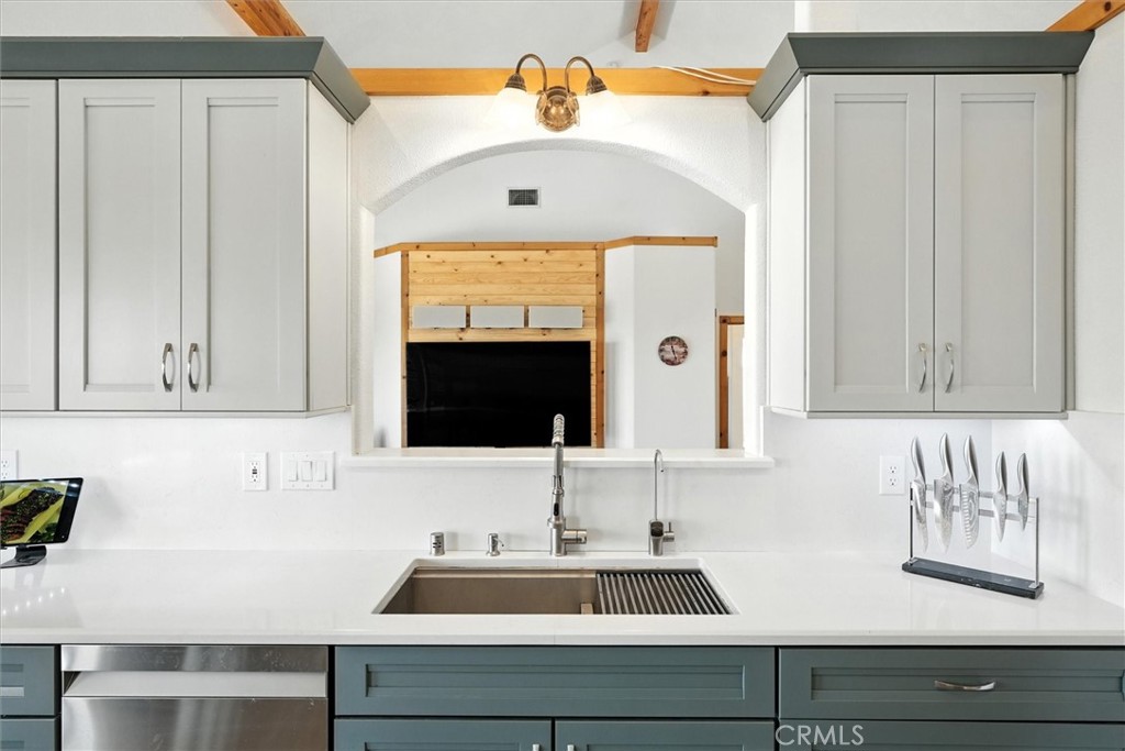 31364 Quartz Mountain Rd, Coarsegold, CA 93614