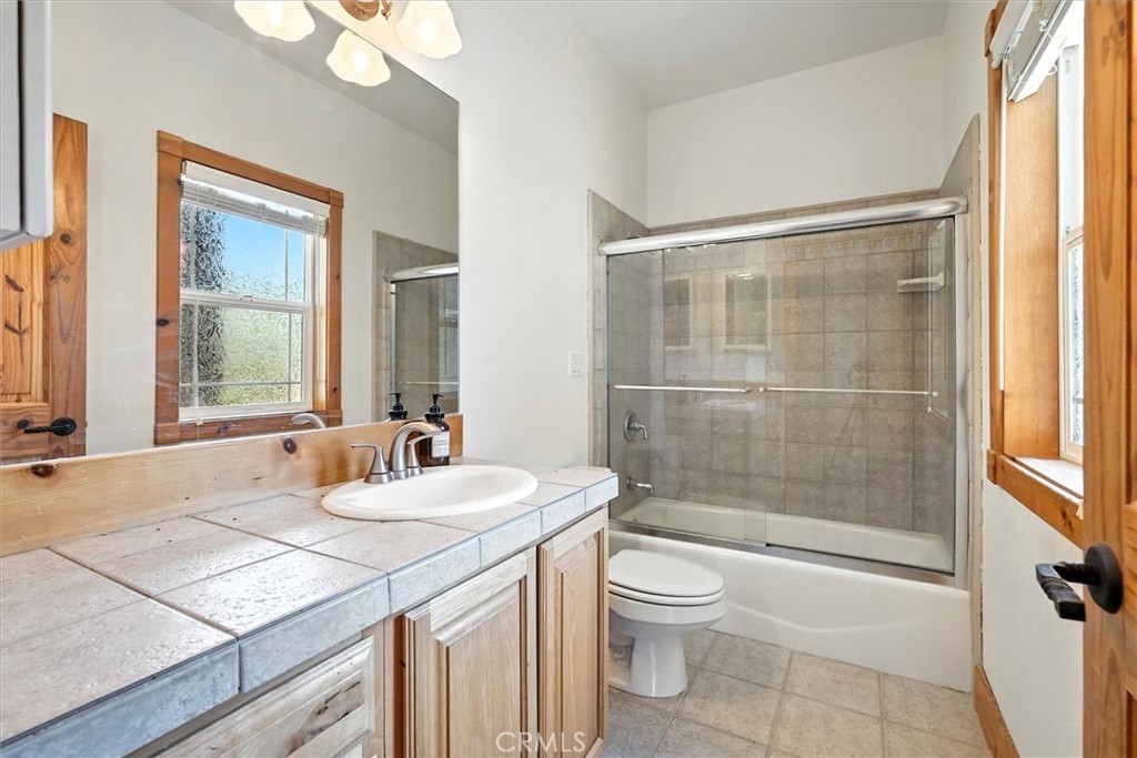 31364 Quartz Mountain Rd, Coarsegold, CA 93614