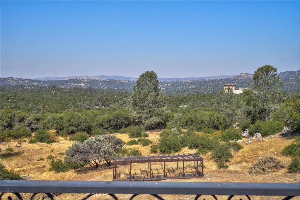 31364 Quartz Mountain Rd, Coarsegold, CA 93614