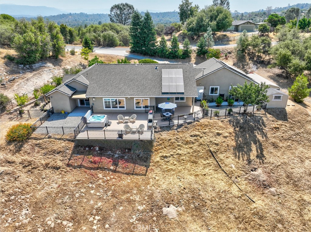 31364 Quartz Mountain Rd, Coarsegold, CA 93614