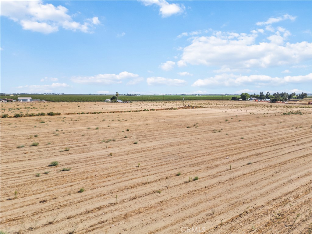 1095 E Mountain View Ave, Fresno, CA 93725