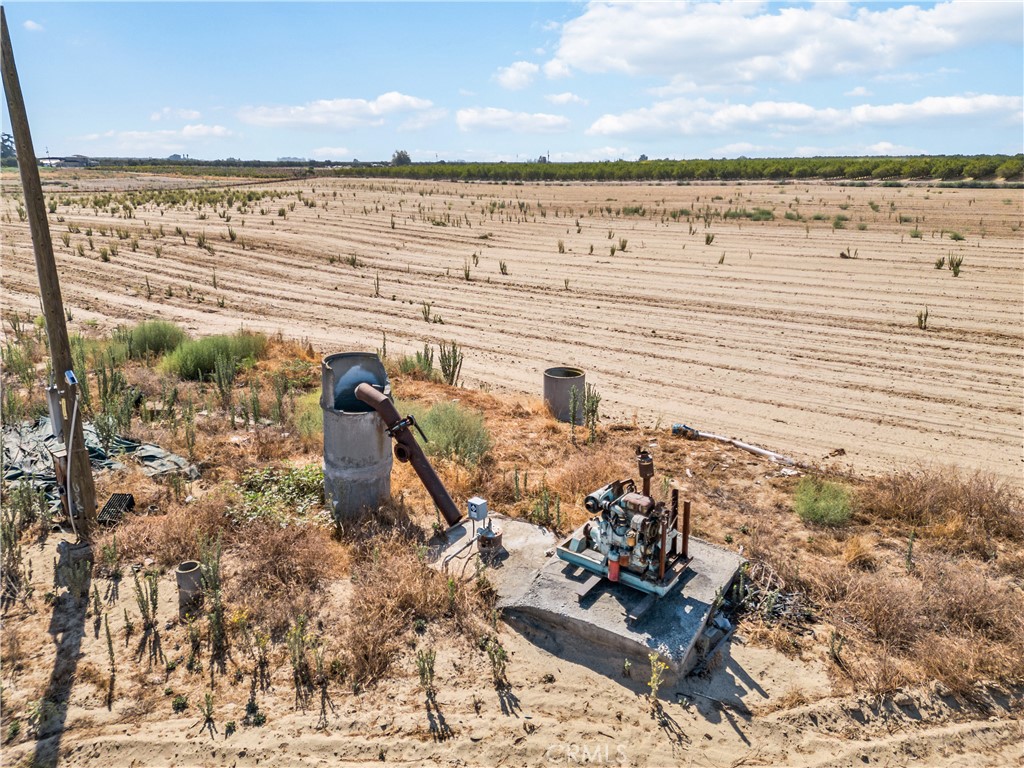 1095 E Mountain View Ave, Fresno, CA 93725