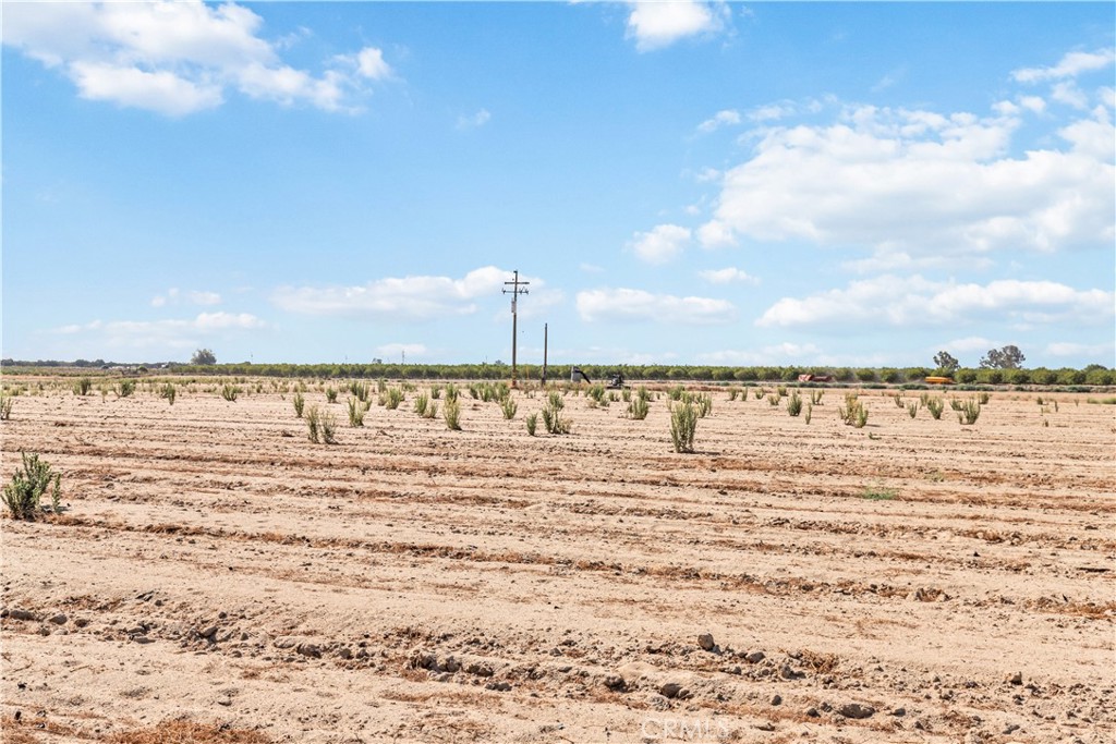 1095 E Mountain View Ave, Fresno, CA 93725