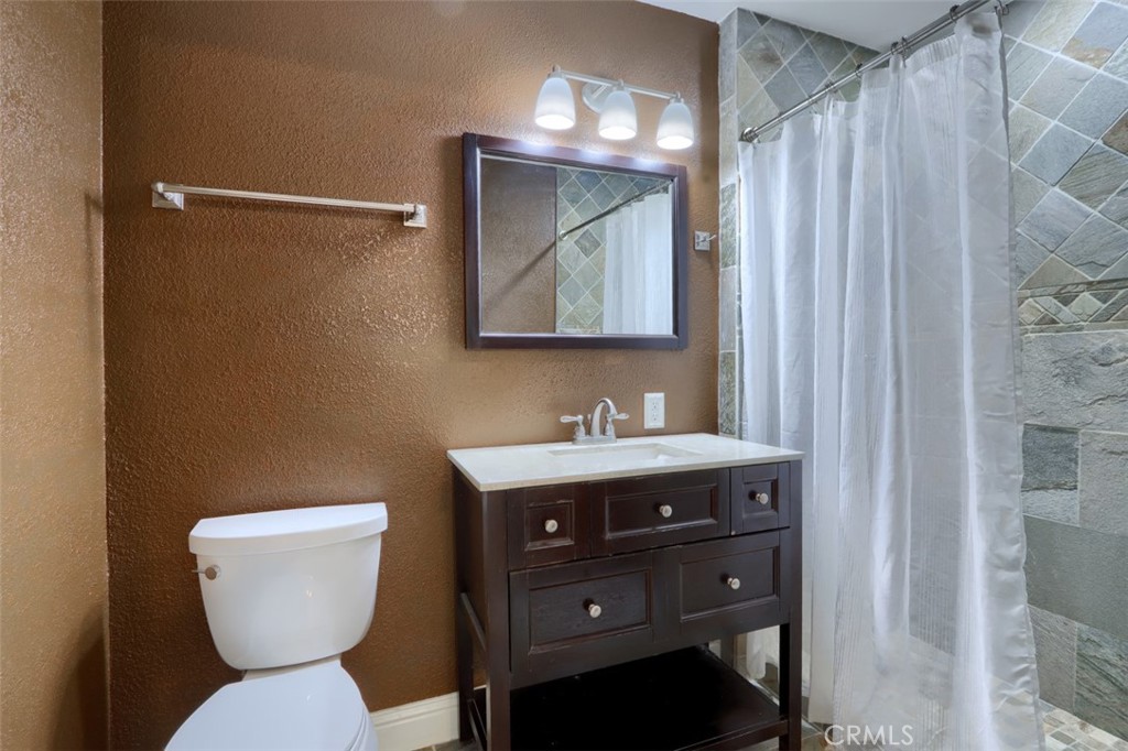 7115 Hites Cove Rd, Mariposa, CA 95338