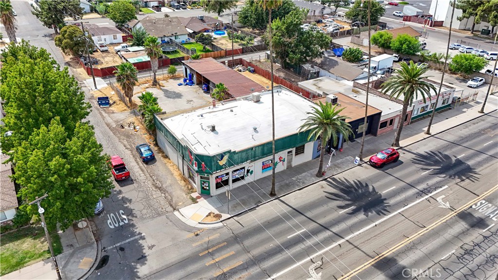 1005 Robertson Blvd, Chowchilla, CA 93610