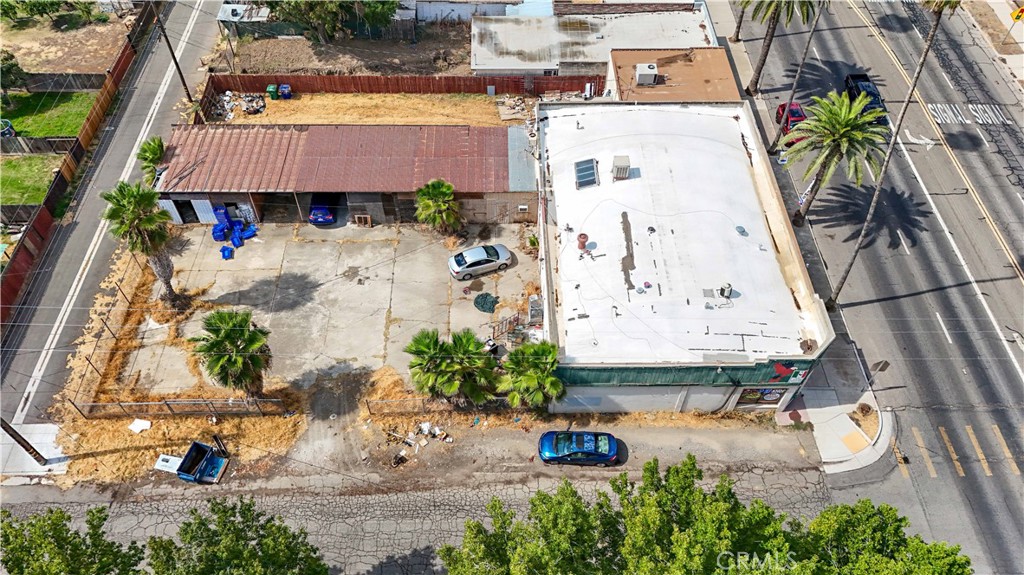 1005 Robertson Blvd, Chowchilla, CA 93610