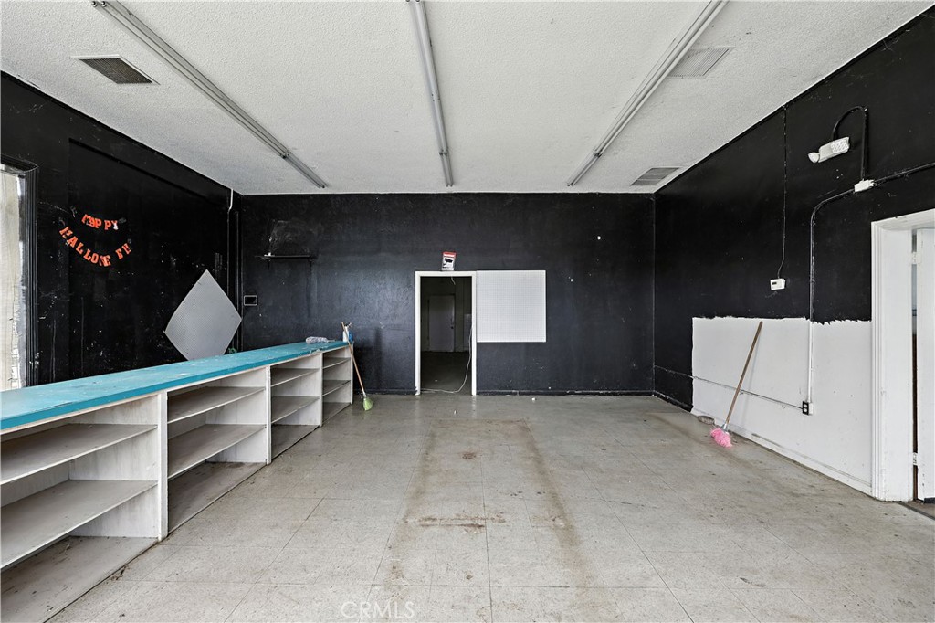 1005 Robertson Blvd, Chowchilla, CA 93610