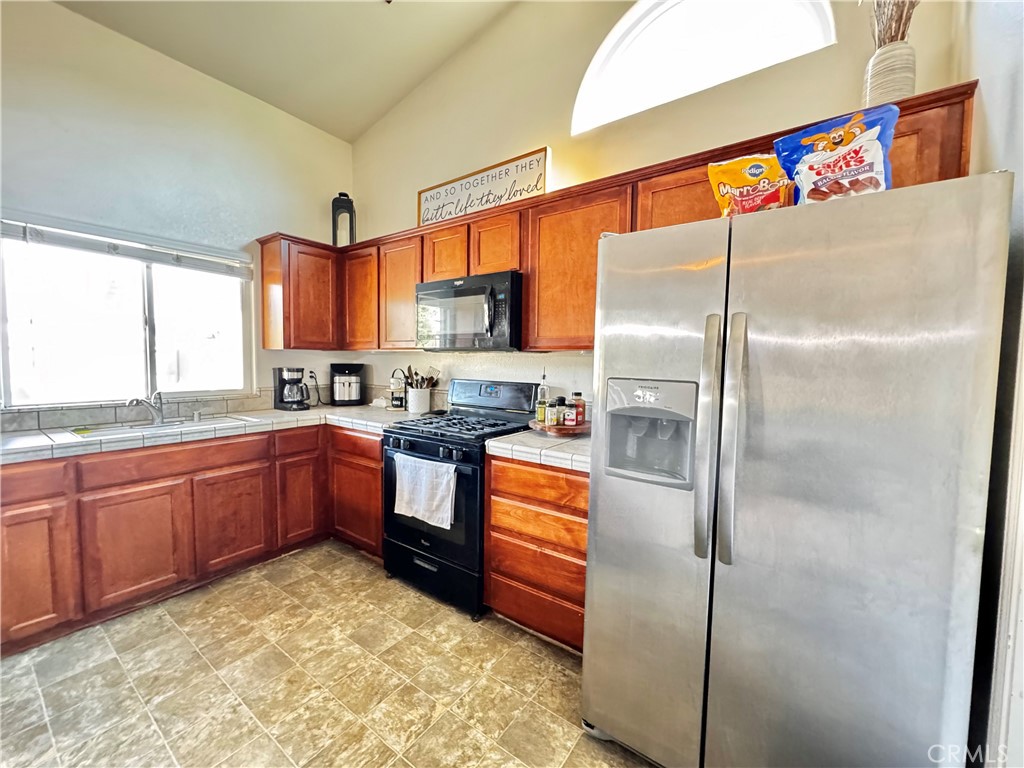 30912 Tadpole St, Visalia, CA 93291