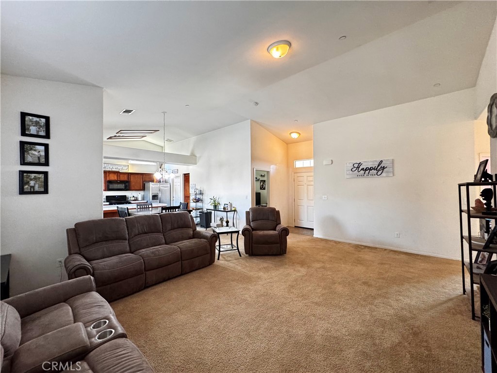 30912 Tadpole St, Visalia, CA 93291