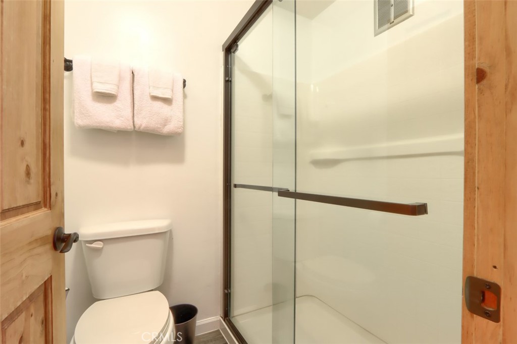 7497 Yosemite Park Way, Yosemite, CA 95389