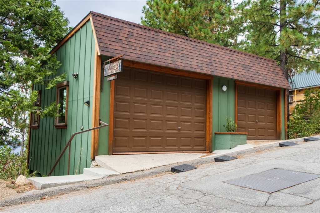 7497 Yosemite Park Way, Yosemite, CA 95389