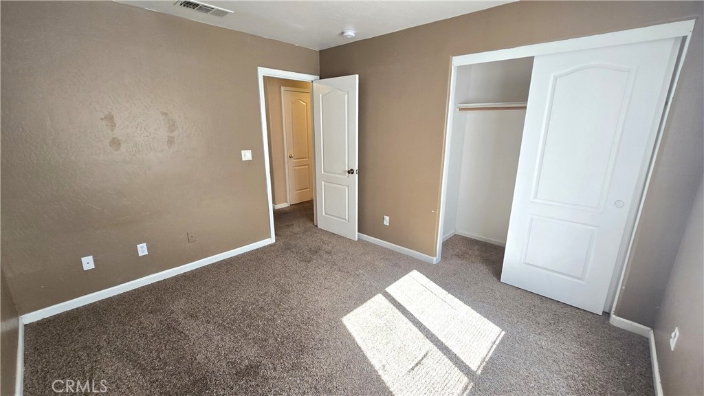 6288 E Woodward Ave, Fresno, CA 93727