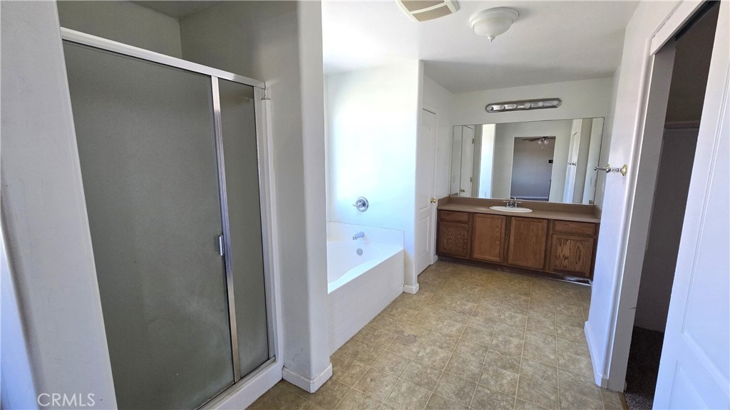 6288 E Woodward Ave, Fresno, CA 93727