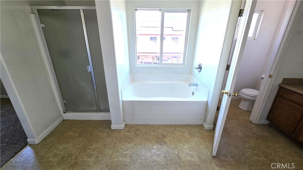 6288 E Woodward Ave, Fresno, CA 93727