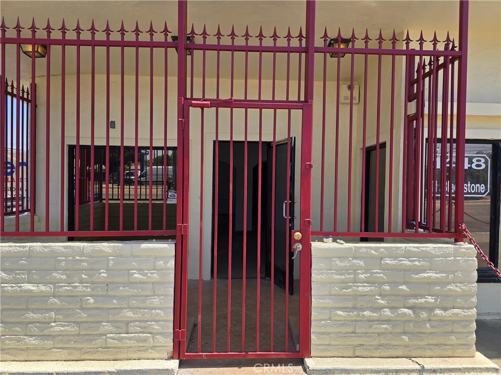 1448 N Blackstone Ave, Fresno, CA 93703