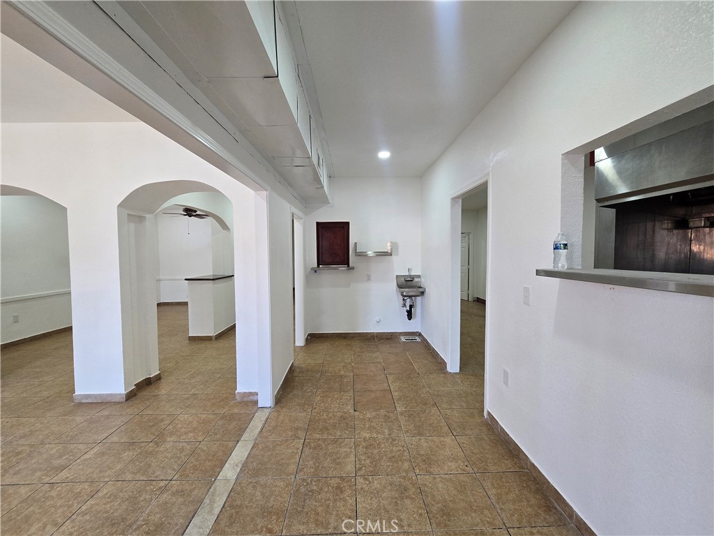 1448 N Blackstone Ave, Fresno, CA 93703