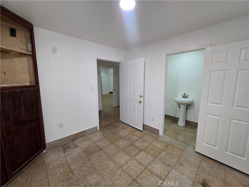 1448 N Blackstone Ave, Fresno, CA 93703