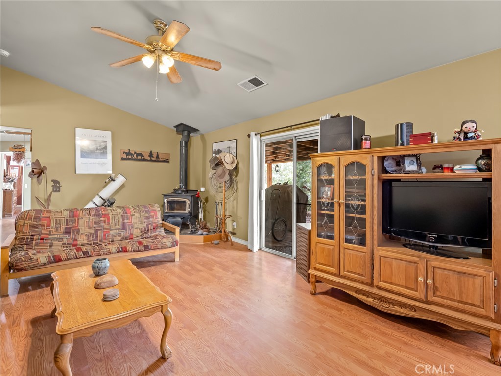 29290 Larkspur Rd, Tollhouse, CA 93667