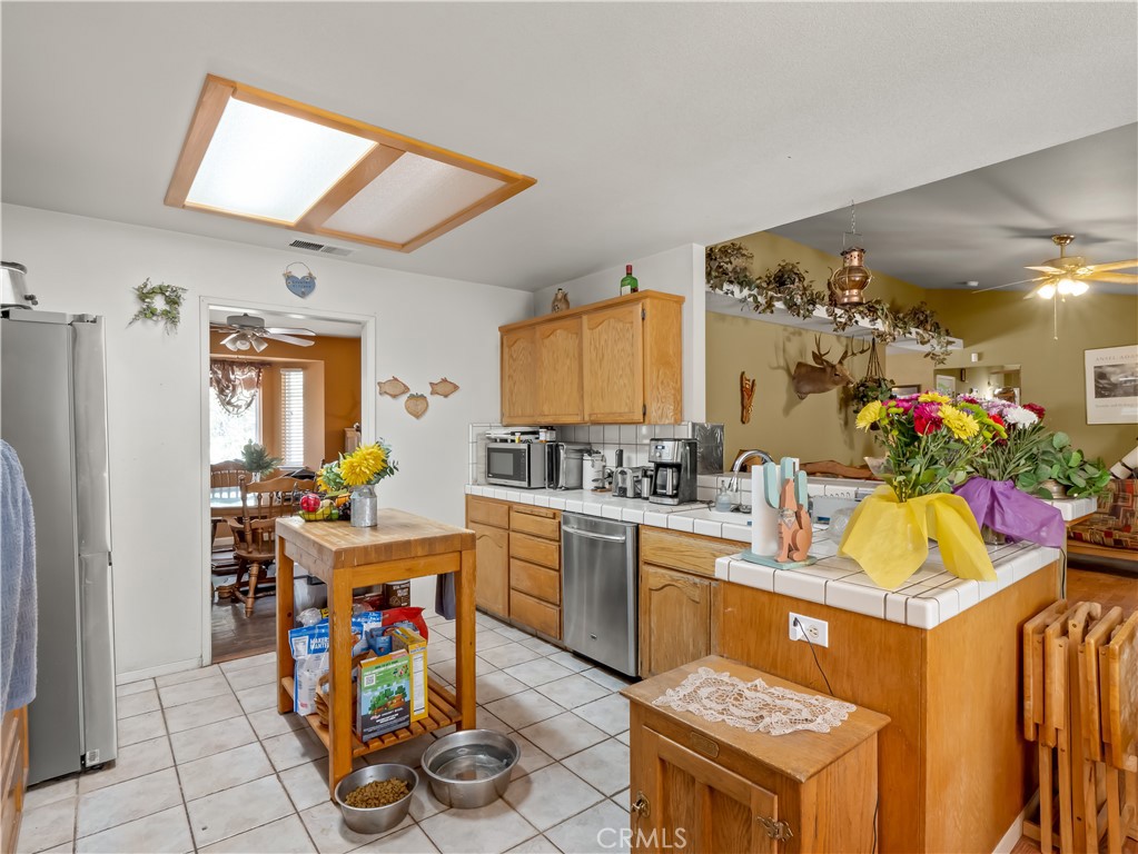 29290 Larkspur Rd, Tollhouse, CA 93667