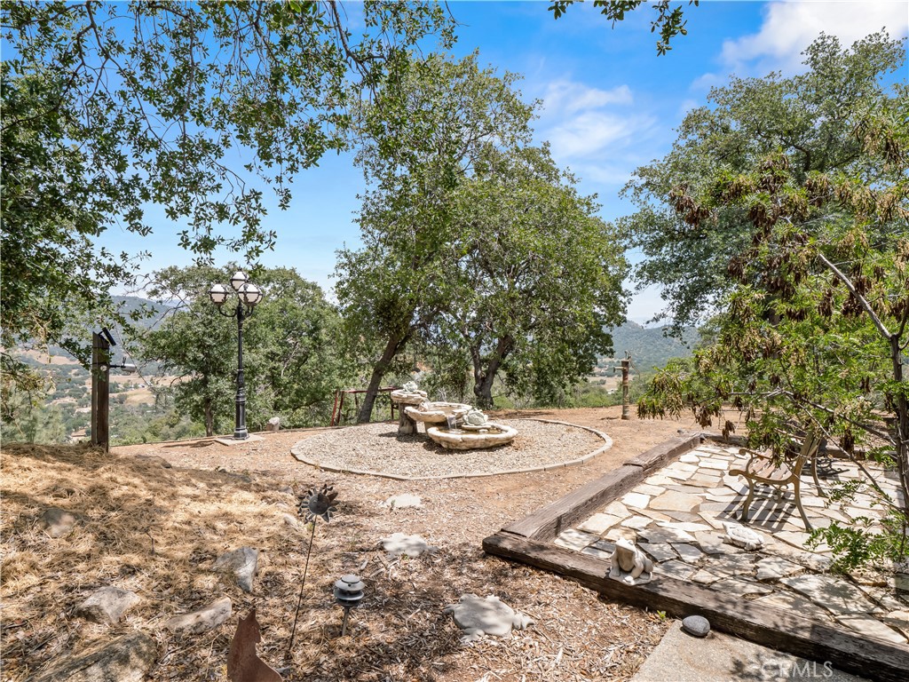 29290 Larkspur Rd, Tollhouse, CA 93667