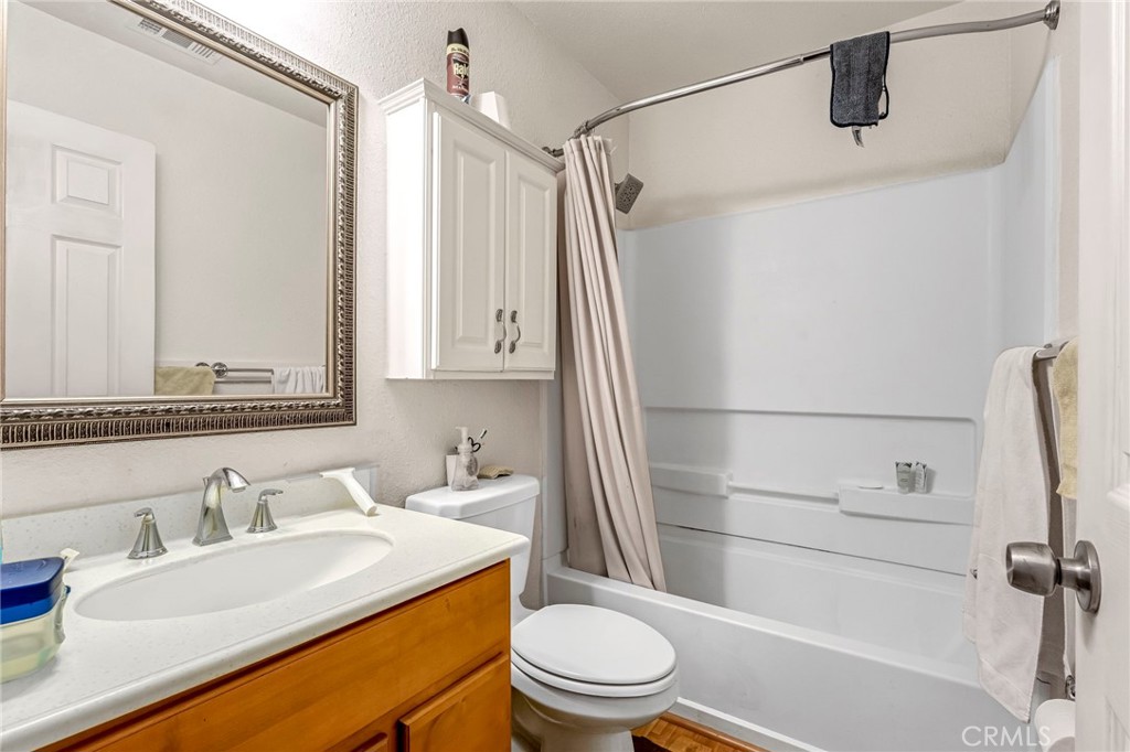 1636 B St, Fresno, CA 93706