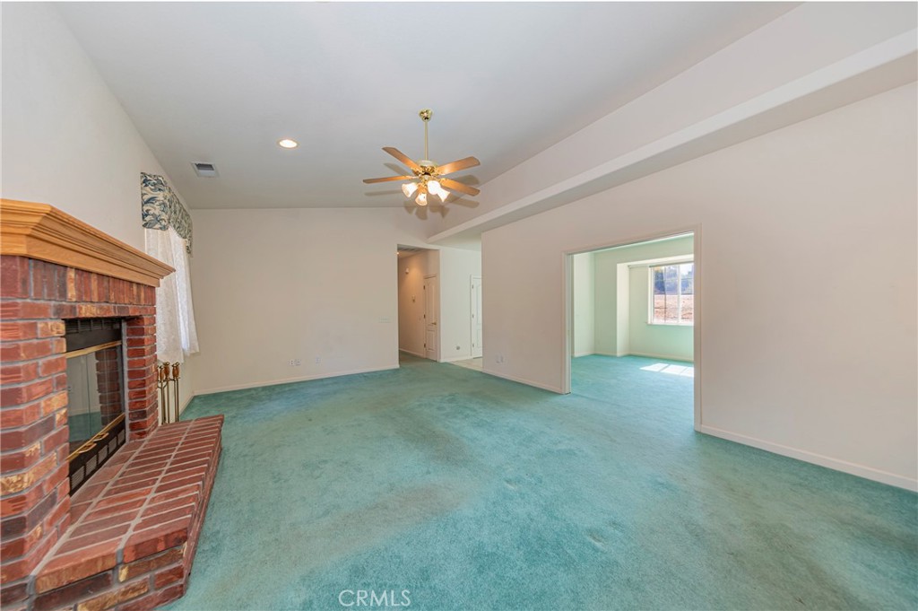 41028 Shandee Ln, Ahwahnee, CA 93601