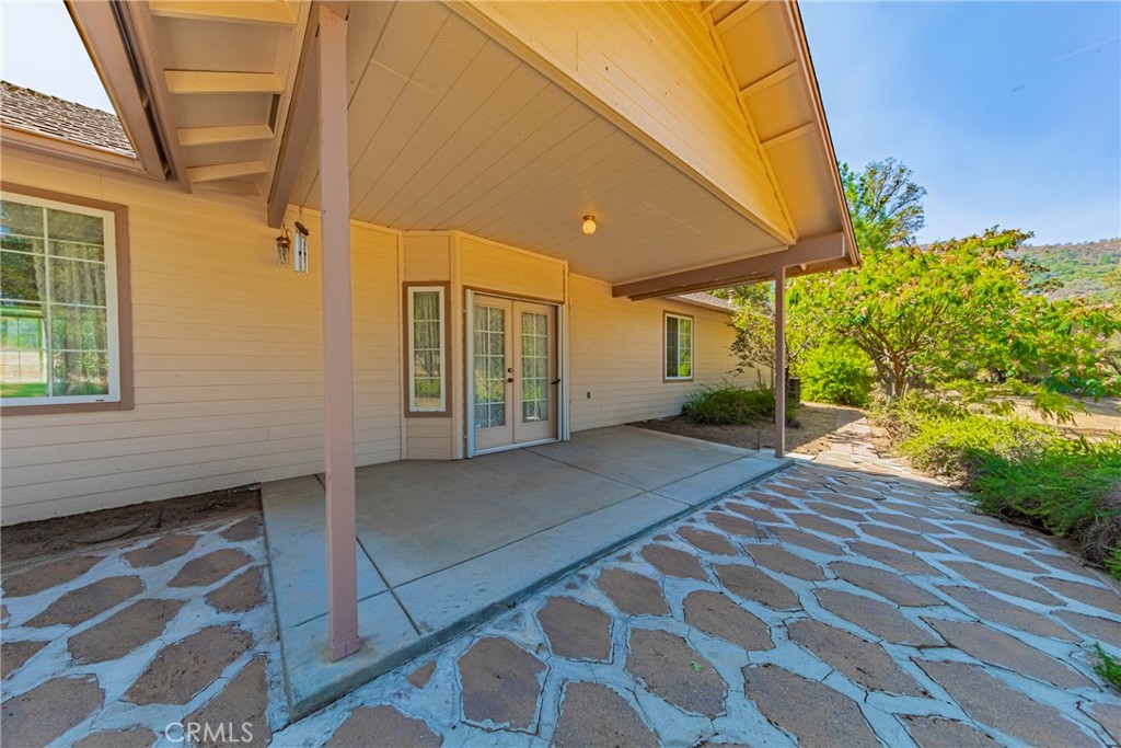 41028 Shandee Ln, Ahwahnee, CA 93601