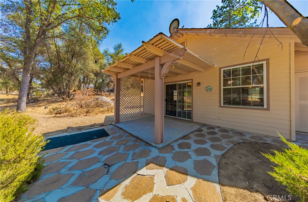41028 Shandee Ln, Ahwahnee, CA 93601