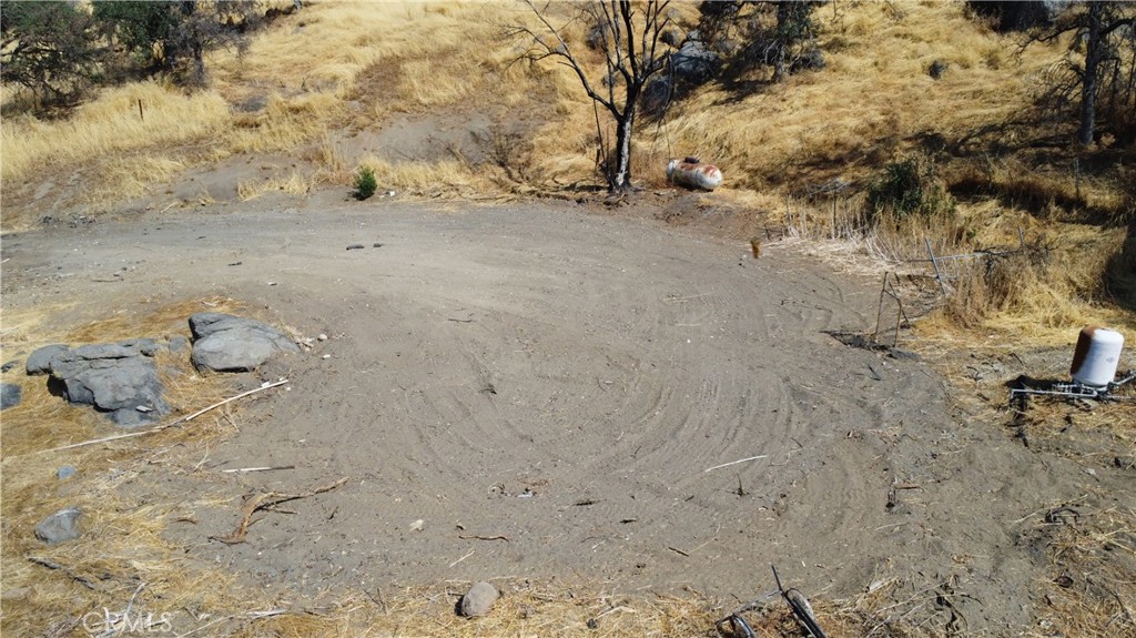 38938 Pepperweed Rd, Squaw Valley, CA 93675