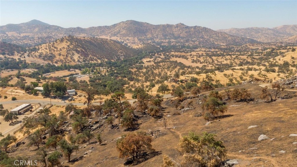 38938 Pepperweed Rd, Squaw Valley, CA 93675