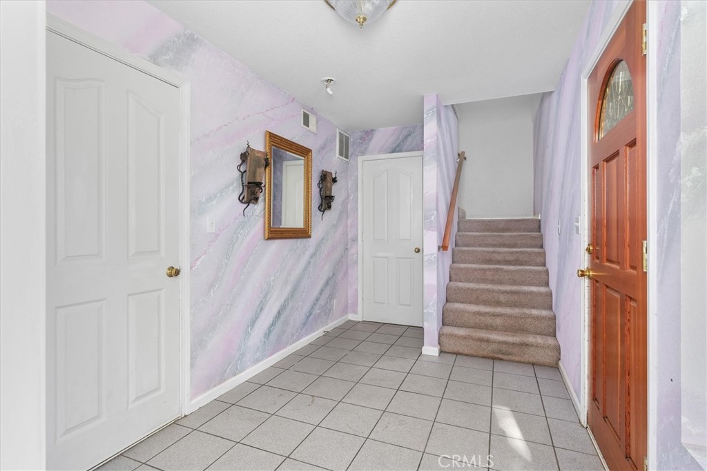 7244 Yosemite Park Way, Yosemite, CA 95389