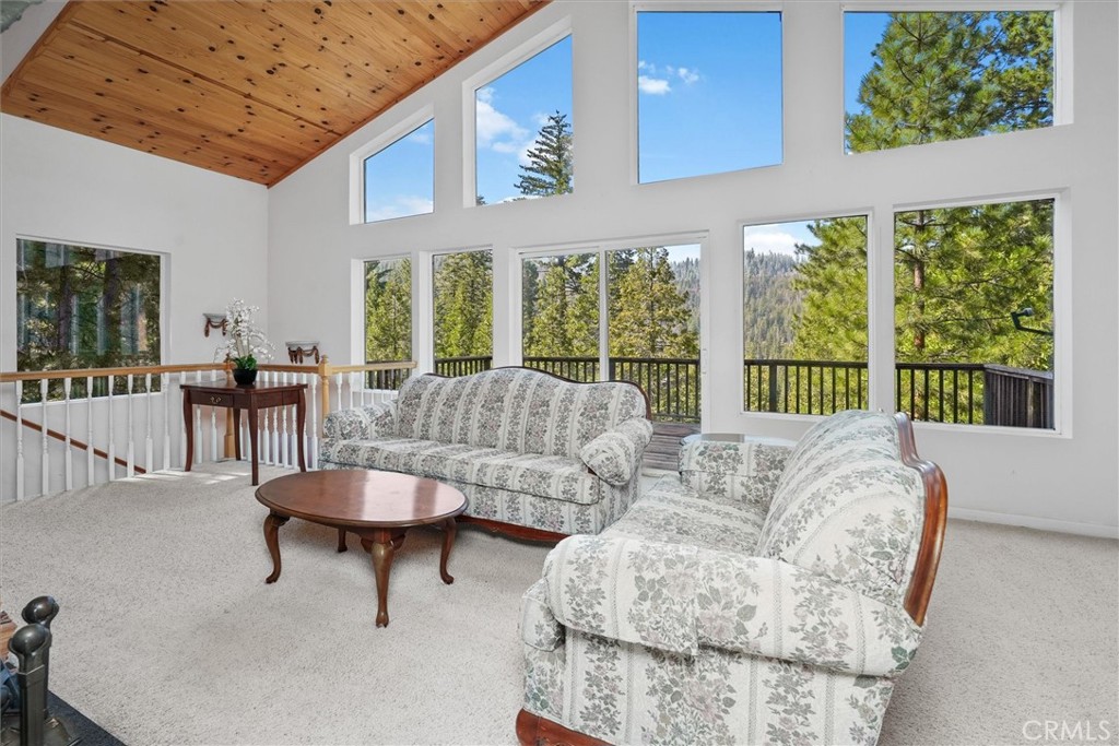 7244 Yosemite Park Way, Yosemite, CA 95389