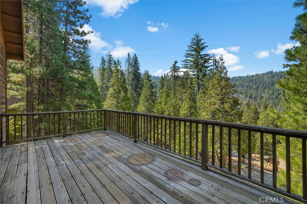 7244 Yosemite Park Way, Yosemite, CA 95389