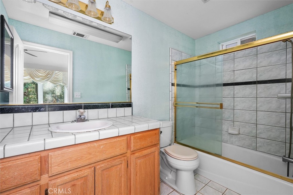 7244 Yosemite Park Way, Yosemite, CA 95389